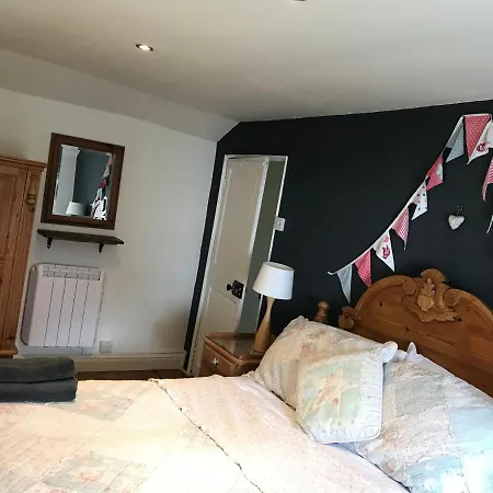 The Anchorage Your In Idyllic ستيثيس